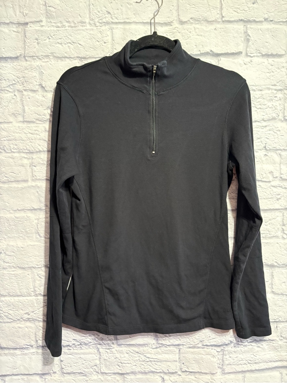 REI Black Zip-Neck Women’s Long Sleeve Top Mediu